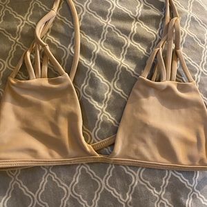 Nude Acacia bikini with no flaws